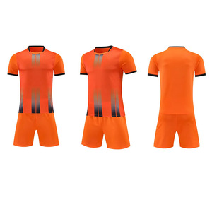 Maglia da <span class=keywords><strong>Calcio</strong></span> di Alta Qualità per Giovani Uomini Kit Completo da Allenamento ad Asciugatura Rapida Uniforme da <span class=keywords><strong>Calcio</strong></span> a Strisce Bianche e Nere - Product Image 5