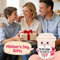 Peluche en laine au crochet style dessin animé tasse de café latte avec carte de message cœur, cadeau décoratif pour Maman, Fille, Amies et Famille