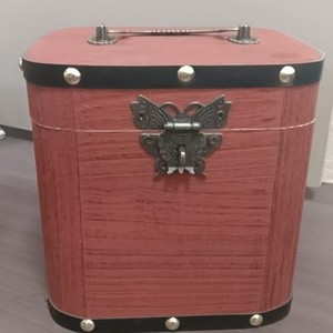 Tirelire rétro en bois avec serrure et clé, en pin, en forme de boîte, cadeau pour enfants de 8 à 13 ans - Product Image 1