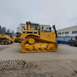 Bulldozer D8T d'occasion avec moteur Cummins, capacité de bulldozing de 8,6 m, puissance de 242 kW - Vente directe à l'exportation - Product Image 4