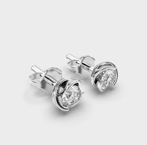 Boucles d'oreilles solitaires en diamant de laboratoire taille ronde, serties clos en or blanc/rose/jaune 18 carats, plaqué rhodium - Product Image 3