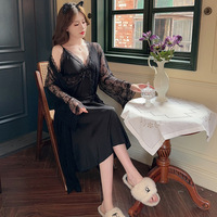 Échantillon gratuit de vêtements de nuit sexy à col en V Ensemble de vêtements de détente en mousseline de satin long à dentelle papillon