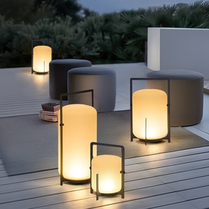 Lampada da Tavolo LED Portatile IP65 a Energia Solare, Lanterna Impermeabile per <span class=keywords><strong>Esterni</strong></span>, Patio, Giardino, Campeggio, Cene all'Aperto - Product Image 1