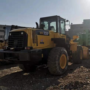 Chargeuse d'occasion, matériel de terrassement, KOMATSU WA320-5 à vendre - Product Image 1