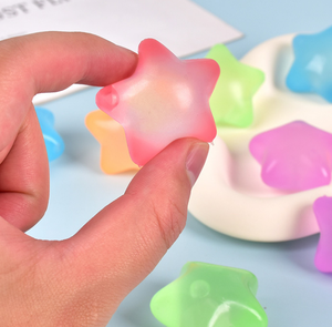 Juguete Sensorial Antiestrés de Maltosa en Forma de Estrella, Material TPR, Brillo Nocturno, para Niños Mayores de 14 Años, Regalo para Fiestas - Product Image 3