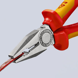 Pince combinée KNIPEX 03 06 200 SB isolée avec poignées à revêtement multi-composants, testée VDE, chromée, 200 mm - Product Image 5