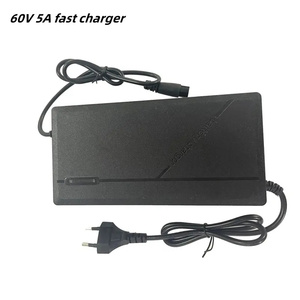 Cargador Rápido de 60V 67.2V 72V 84V 5A para Accesorios de Scooter Eléctrico, Venta al Por Mayor de Fábrica, Buena Calidad - Product Image 1