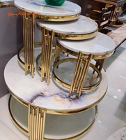 Nouvelle conception de meubles de salon de luxe, table basse en marbre blanc avec cadre en acier inoxydable doré, ensemble de 4 pièces
