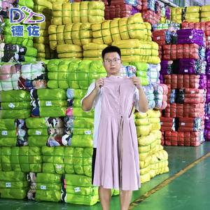 ชุดเดรสฤดูร้อนมือสองสำหรับผู้หญิง แฟชั่นสไตล์ใหม่ Dezo A02-2 ไซส์ผสม ผลิตในจีน/กัว น้ำหนักสุทธิ 45 กก. - Product Image 5