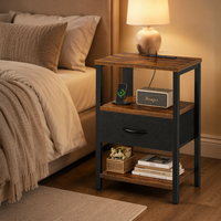Table de chevet industrielle OEM avec station de charge, aspect bois, tiroir, étagères ouvertes, structure métallique, table d'appoint pour chambre à coucher