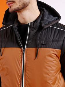 Chaqueta de Invierno Acolchada con Capucha y Bloques de Color para Hombre, con Cierre Completo y Aislamiento Térmico, Diseñada para Viajes al Aire Libre - Product Image 2