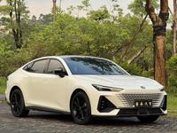 Changan UNI-V 2021 1.5T Édition Premium Automatique R20 Extérieur Blanc Intérieur Noir 33 000 Kilomètres Conduits