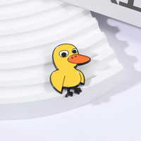 Broche émaillée Canard Amusant 'Chanson du Canard' avec Motif 'Avez-vous des Raisins?', Design Canard Jaune Mignon aux Grandes Yeux, pour Sac à Dos, Revers, Bijoux et Cadeaux