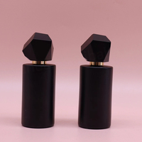 Flacon de parfum en verre transparent haut de gamme, populaire, 2ml 3ml 5ml 10ml, personnalisable avec logo et forme, pour diffuseur à bâtonnets, impression sérigraphique
