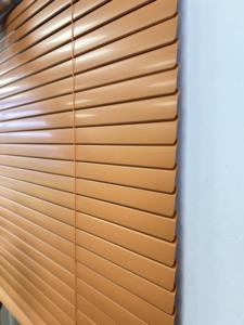 تخفيضات هائلة 1 "فينيل ستائر صغيرة من كلوريد البولي فينيل ظلال شمس لاسلكية حماية من أشعة الشمس من خلال تصميم عصري ستائر خشبية مزيفة - Product Image 4