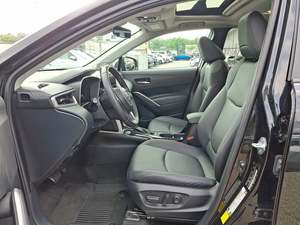 <span class=keywords><strong>Corolla</strong></span> Cross <span class=keywords><strong>XLE</strong></span> AWD SUV <span class=keywords><strong>2023</strong></span> USADO EN BUEN ESTADO con Asientos de Cuero Oscuro, ACC, Volante a la Izquierda, Neumáticos R18, Transmisión Automática - Product Image 6