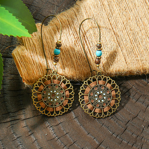 Boucles d'oreilles pendantes bohèmes à pompons en alliage plaqué bronze antique pour femme, bijoux de mode pour soirée - Product Image 4
