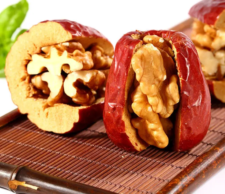 High quality Red Dates Jujube and Walnut Kernel