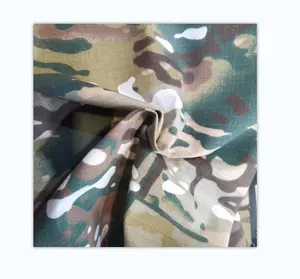 Tissu imprimé Ripstop TC2 65% P 35% C costume pour la fabrication de vêtements de camouflage Jiangsu tissu en mousseline de soie unie tissu en taffetas tissé 21s * 16s
