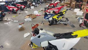 Motocross <span class=keywords><strong>Enduro</strong></span> Tout-terrain Dirt Bike <span class=keywords><strong>Moto</strong></span> LOCIN YBS300 <span class=keywords><strong>4</strong></span> <span class=keywords><strong>temps</strong></span> 300cc refroidie par eau 21kW de puissance 120km/h vitesse maximale - Product Image 6