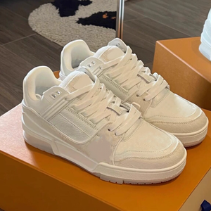 Nouvelles chaussures de marche de luxe pour femmes et hommes 2026, baskets en cuir de vache véritable personnalisées, vente en gros de chaussures de marque pour hommes - Product Image 2