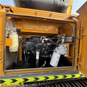 Excavatrice d'occasion 22,9 tonnes Sany SY235C, excavatrice de taille moyenne, pelle sur chenilles de seconde main, excavatrice de haute qualité pour travaux de terrassement - Product Image 4