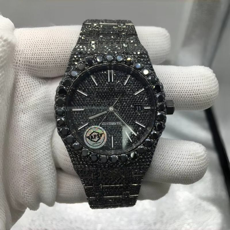 ไม่มีนาฬิกาเพชร