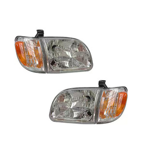 ไฟหน้าสำหรับ Toyota Tundra ปี 2000-2004 รุ่น H11 55W 6000Lm คู่ พร้อมไฟเลี้ยว รุ่น OE TO2530135 TO2531135 - Product Image 4