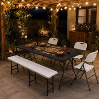 Ensemble de table et chaises en rotin tressé HDPE, design abordable, pour location extérieure, table et chaises pliantes en plastique tressé pour extérieur