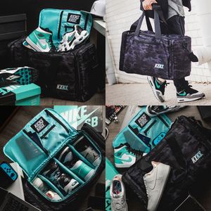 Échantillon gratuit : Sac de voyage personnalisé avec logo sur mesure, sac de sport imperméable pour baskets - Product Image 4