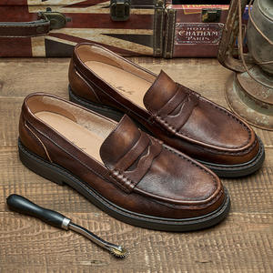 Mocasines de cuero de verano para hombres Zapatos de cuero casuales de fondo suave para hombres Zapatos de punta redonda retro de estilo británico para hombres - Product Image 3