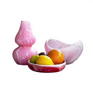 Plato de Servir Artesanal de Resina Pulida Ecológica, Apto para Lavavajillas, Personalizable, Diseño Europeo Moderno para Fiestas en Casa - Product Image 1