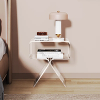 Table d'appoint en acrylique transparent, design à pieds croisés, pour lieux de prise de parole, avec étagère de rangement pour tasses à café et livres, style minimaliste pour la maison
