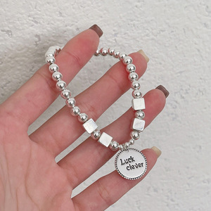 Bracelet à billes en argent sterling S925 avec charme porte-bonheur pour femme, à porter au quotidien - Product Image 1