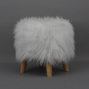 Özelleştirilmiş modern taklit kürk fantezi osmanlı puf ahşap bacaklar rahat oturma odası - Product Image 3