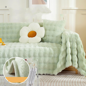 Copridivano in Peluche di Coniglio Ispessito per Autunno e Inverno, Antigraffio per Gatti, Copertura Completa con Braccioli - Product Image 2