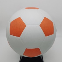 Ballon de football en caoutchouc lumineux LED avec logo personnalisé, qui brille dans le noir, avec un design imprimé