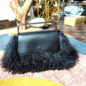 Borsa in Vera Pelle <span class=keywords><strong>con</strong></span> Interno in Montone |   Borsa da Donna in Vera <span class=keywords><strong>Pelliccia</strong></span> di Agnello |   Pronto per la Spedizione |   Consegna Rapida - Product Image 4
