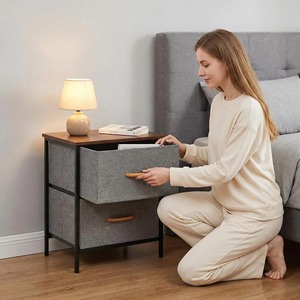 Table de chevet moderne en tissu avec 2 tiroirs, dessus en bois, structure en acier, meuble de rangement, mobilier de chambre, design minimaliste - Product Image 1