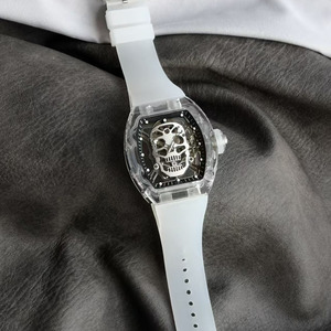 เคสใสลายหัวกะโหลกทันสมัยและหรูหรา พร้อมเข็มเรืองแสง สายยางขนาด 20 มม. นาฬิกาตูร์บิญองแฟชั่นสำหรับผู้ชาย - Product Image 4