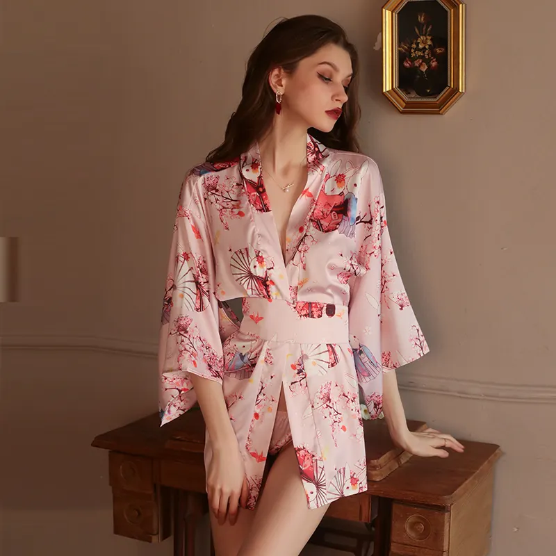 Pakaian tidur wanita grosir pjs seksi katun Spot baru 2024 jubah sabuk satin kimono cetak kelinci dan bunga sakura Jepang