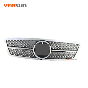 Griglia Anteriore Sportiva Diamantata <span class=keywords><strong>W203</strong></span> Finitura Cromata Nera per BENZ <span class=keywords><strong>MERCEDES</strong></span> <span class=keywords><strong>W203</strong></span> <span class=keywords><strong>CLASSE</strong></span> <span class=keywords><strong>C</strong></span> - Product Image 3