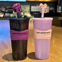 Plastique réutilisable Boba tasses 700ml vase d'eau épaississu tasses en plastique avec couvercles et pailles