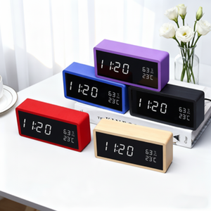 Horloge de bureau numérique moderne en bambou, rectangulaire, multifonctionnelle, avec alarme, alimentée par piles, affichage miroir, design silencieux pour la maison et le bureau - Product Image 1