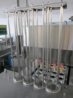 Machine de scellage automatique pour sachets et cartons de liquides (gelée, mayonnaise, yaourt, fromage blanc, ketchup, huile) pour la marque 200ml, précision de 2%