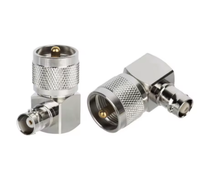 Adaptador Coaxial RF UHF PL-259 Macho a BNC Hembra 90 Grados, Clasificación IP60, Material de Latón 1P, Suministro del Fabricante
