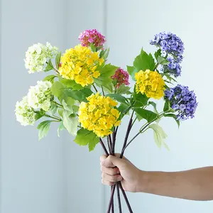 Neues Design 3 Köpfe Künstliche Blumen Kunstseide Schneeball Home Hochzeits dekor Hortensie Künstlicher Geranien busch