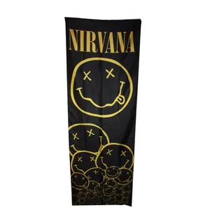 OEM de alta calidad de poliéster Nirvana sonrisa banderas