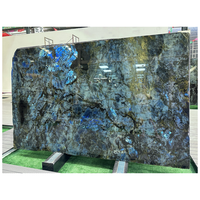Dalles de granit bleu Labradorite de Madagascar, granit bleu Lemurien pour plan de travail de cuisine, comptoir de bar