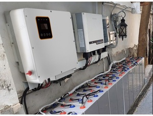 อินเวอร์เตอร์พลังงานแสงอาทิตย์แบบไฮบริด 12KW 10KW 8KW สำหรับระบบออนกริดและออฟกริด 3 เฟส AC รุ่น R8KH3, R10KH3, R12KH3 แปลงไฟ DC เป็นไฟ AC 3 เฟส - Product Image 1